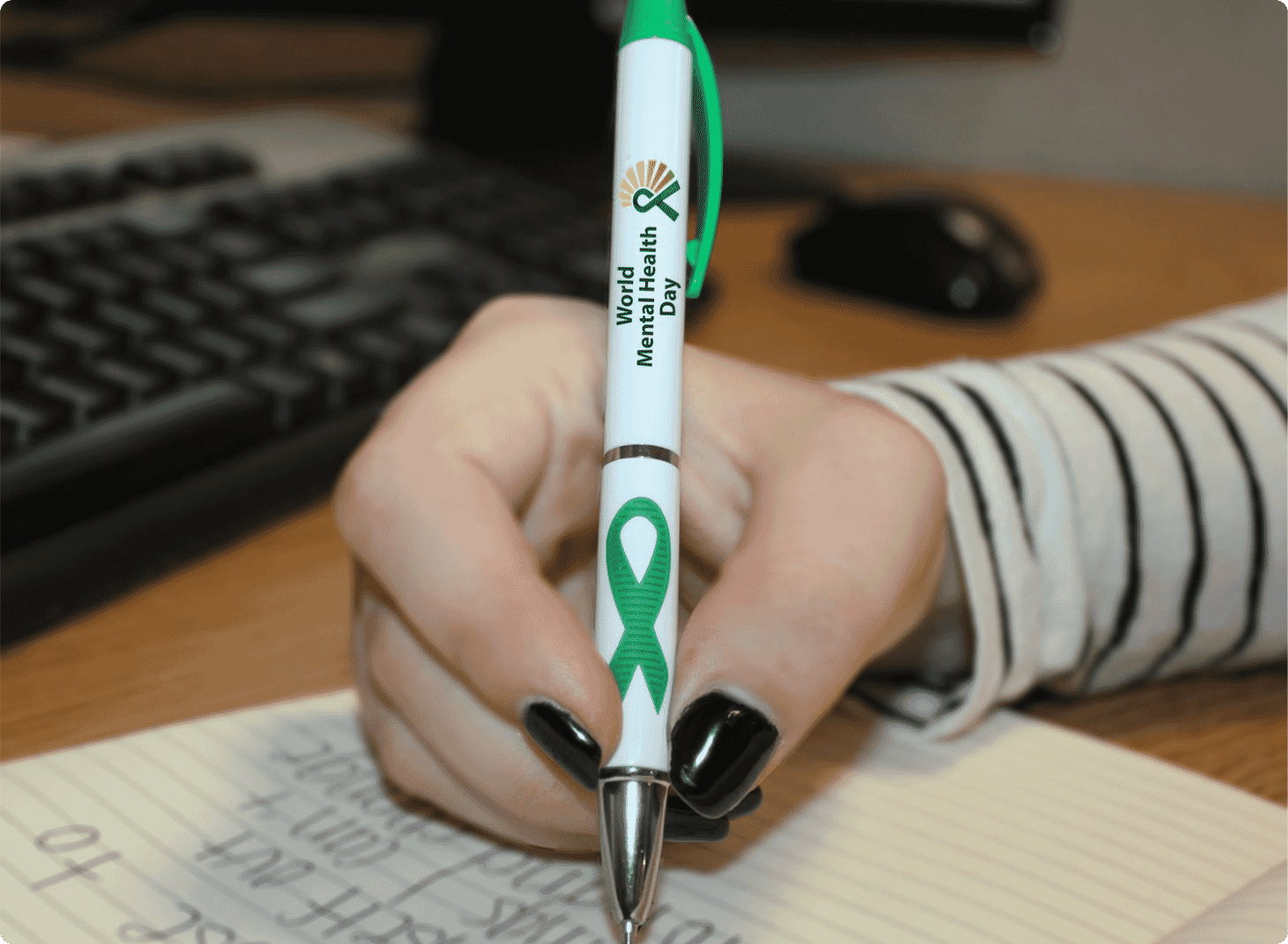 https://cdns.crestline.com/crestline/Pens-For-Healthcare/awareness-pens.png