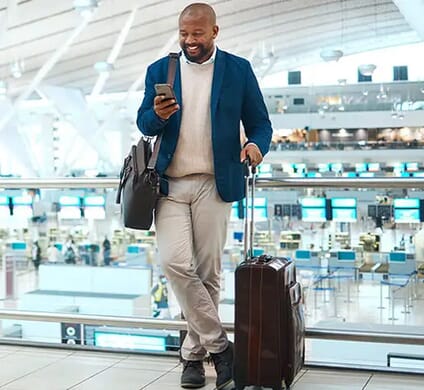 9 Personalized Travel Gift Ideas for Your