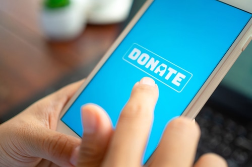 Donating to fundraisers online