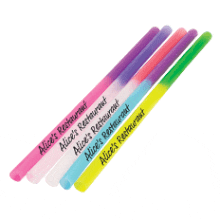 Novelty color changing straws