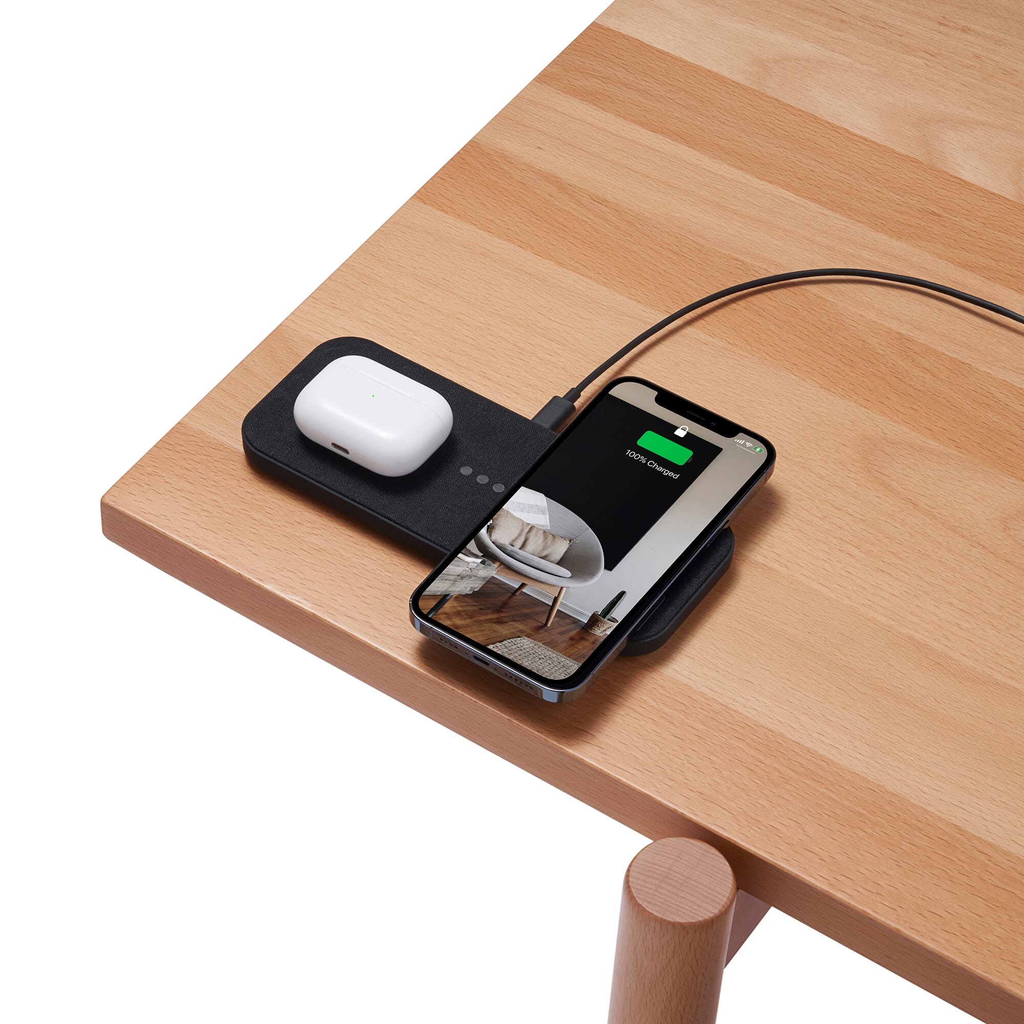 Courant Essentials Catch: 2 Wireless Charger