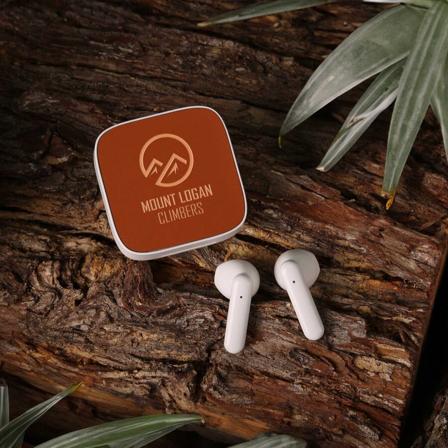 Give Useful and Attractive Items with Staying Power